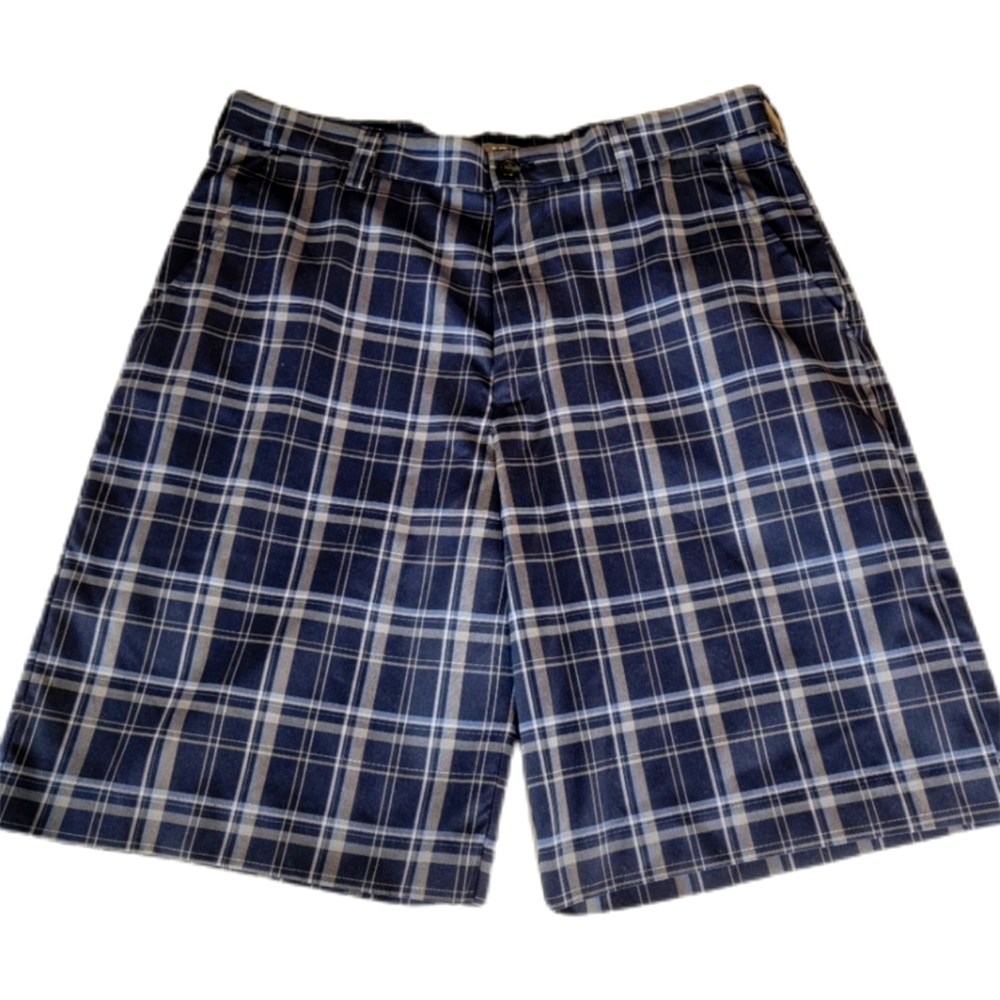 IZOD Golf blue white plaid Chino shorts 32 NWOT